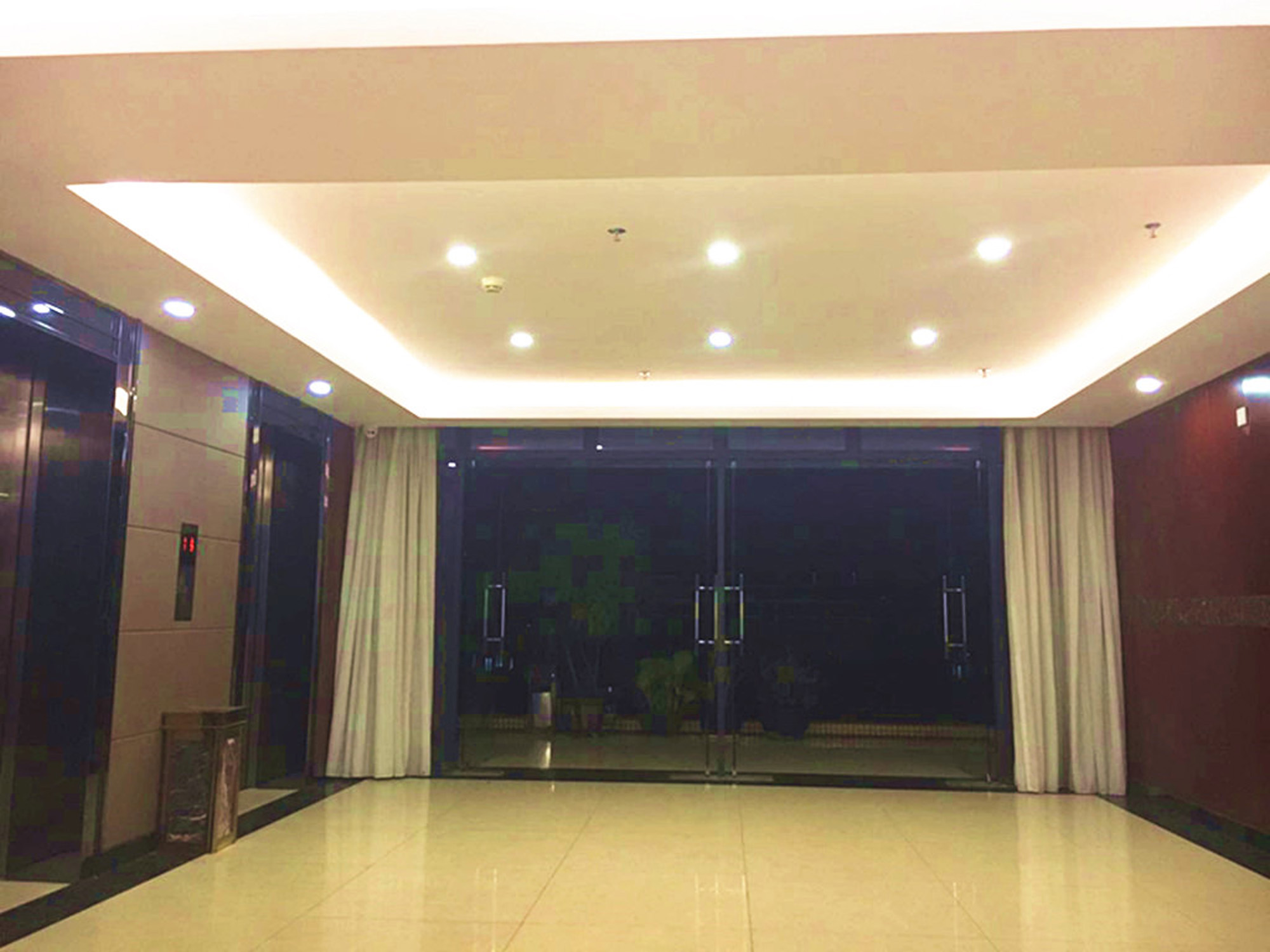 Guangzhou Chuanghui Business Hotel 8/44