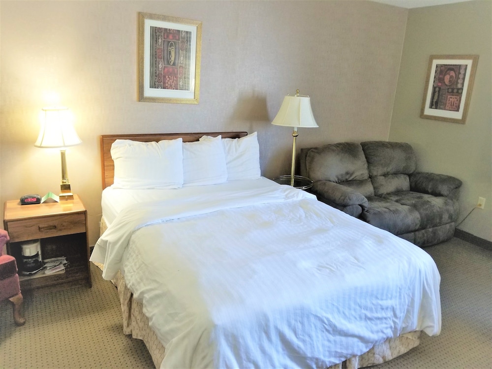 Abby Inn 8/44