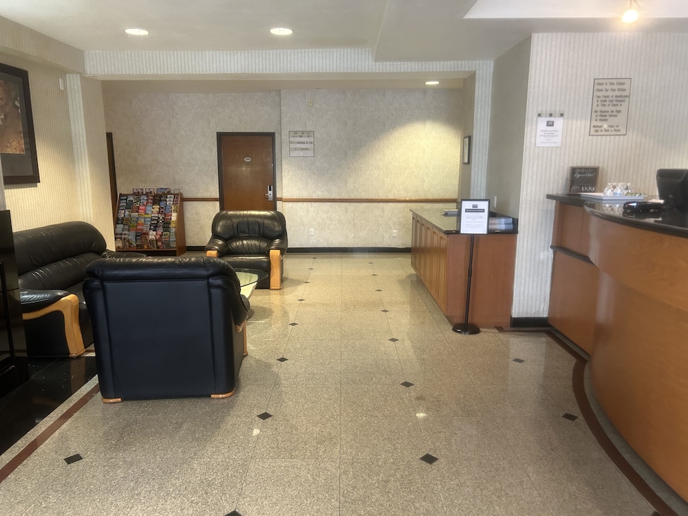 Best Western Huntington Beach 16/65
