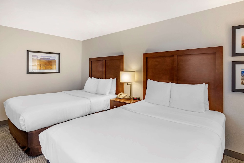 غرفة قياسية بسريرين كوين، Comfort Inn & Suites Carbondale on the Roaring Fork 6/10