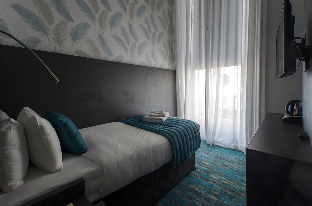 K Hotel Kensington 32/44