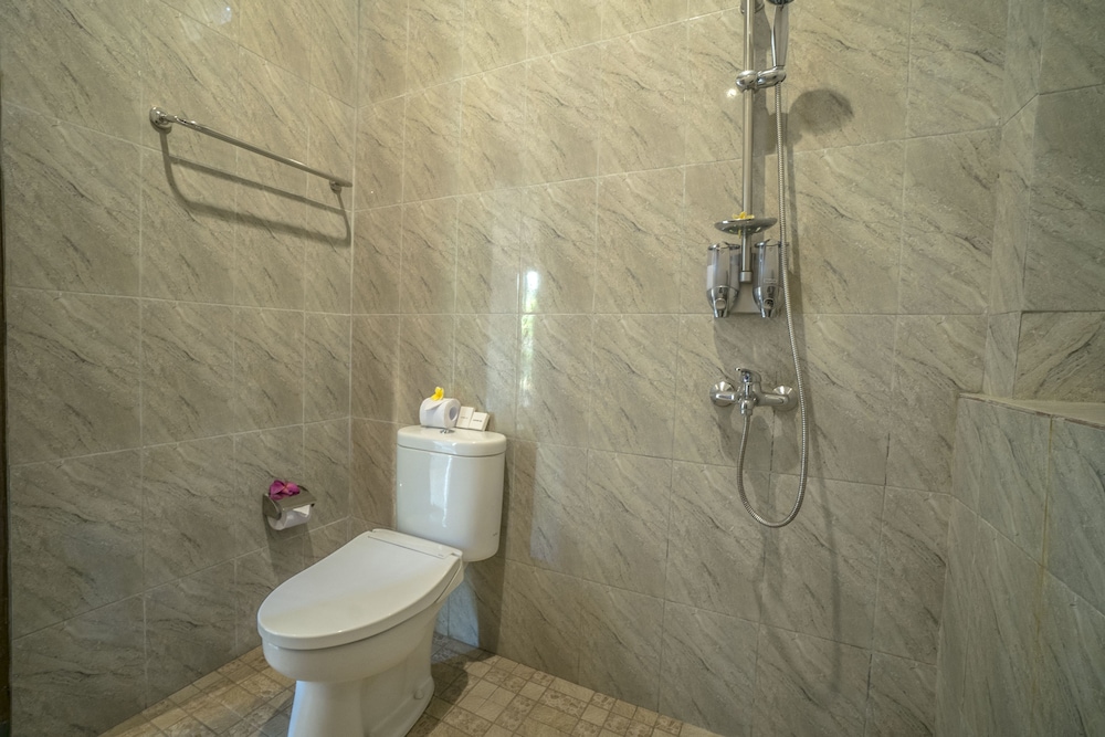 Adi Bisma Inn 7/31