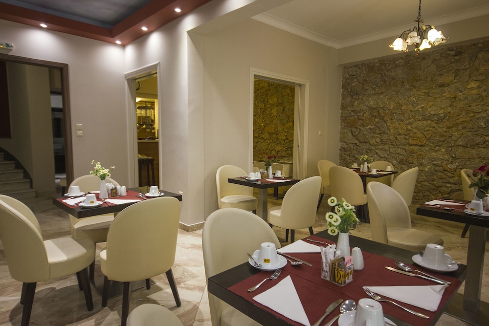 Ambrosia Suites 48/60