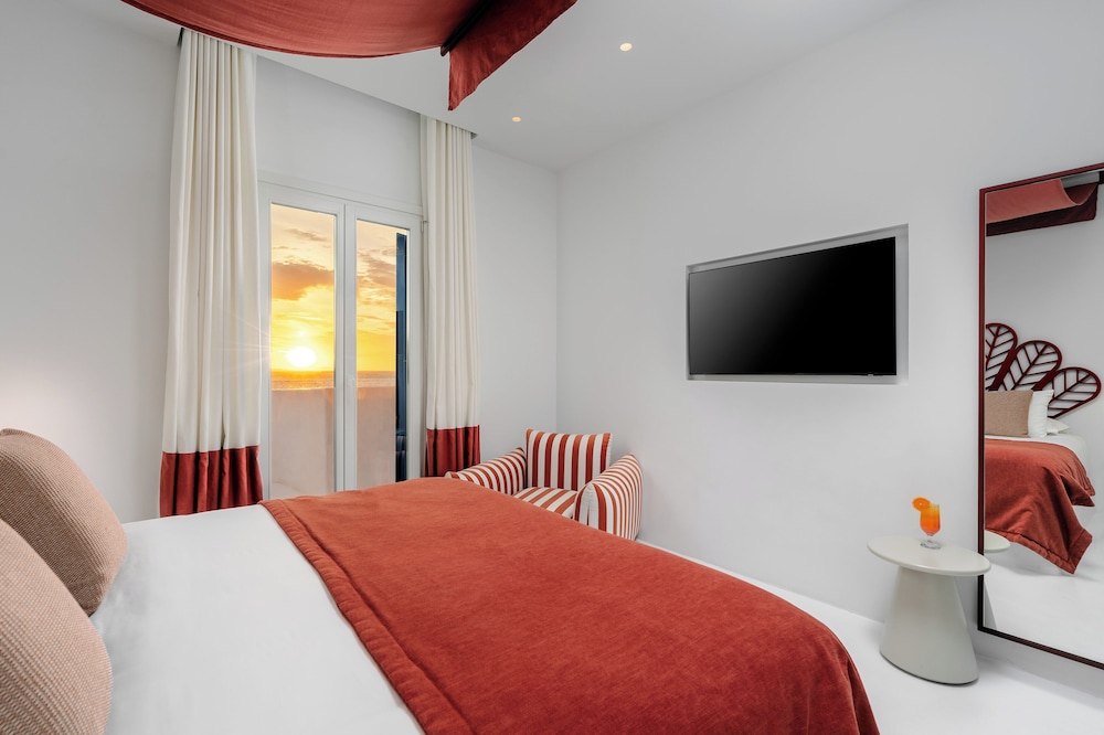 SUNSET, SUITE, SEA VIEW
