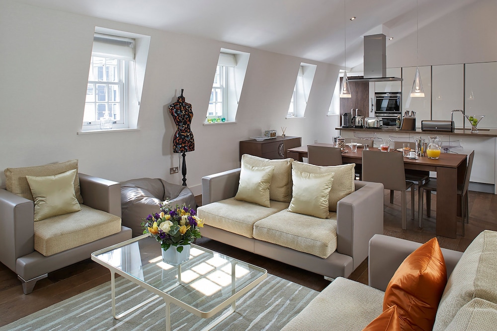 Cheval Knightsbridge 30/50