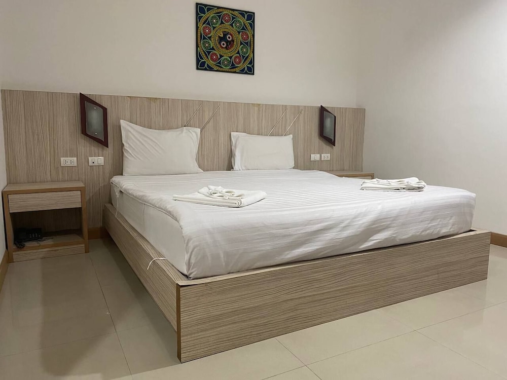 The Cocoon Patong 24/50