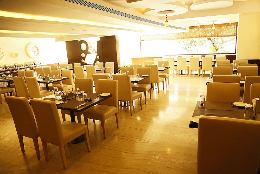The Fern Residency Yeshwanthpur 36/50
