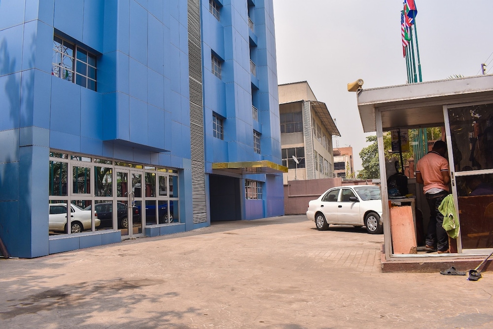 Beni Apartment And Suites 40/50