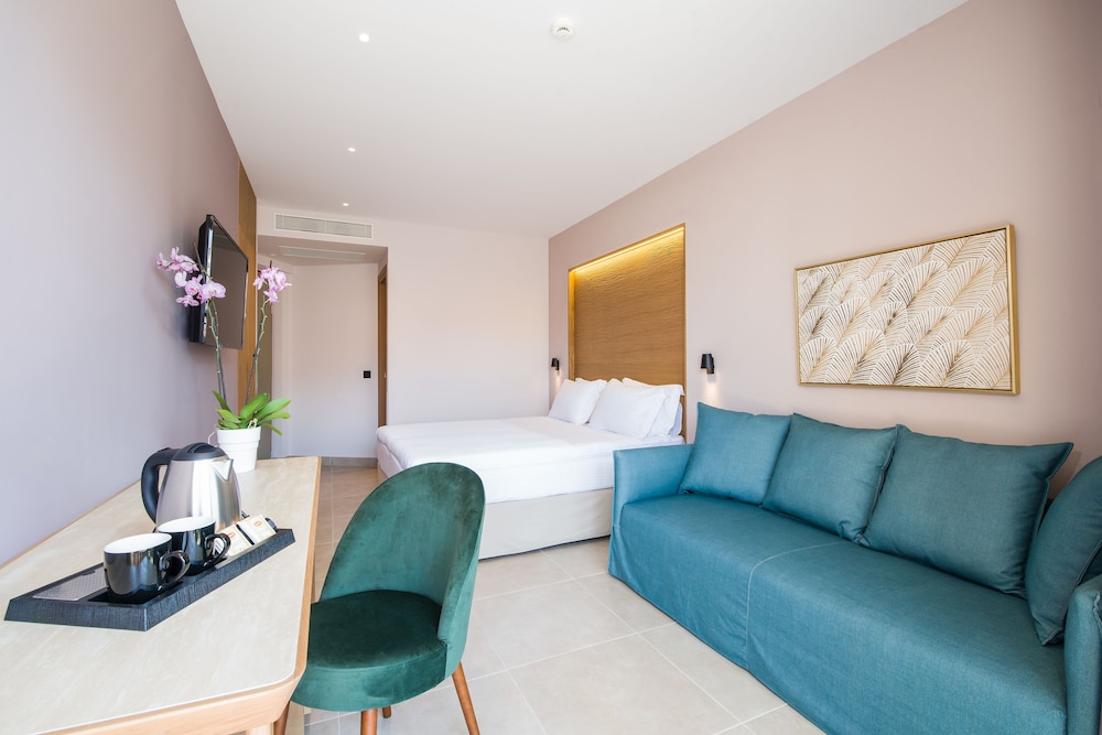 M City Hotel 47/63