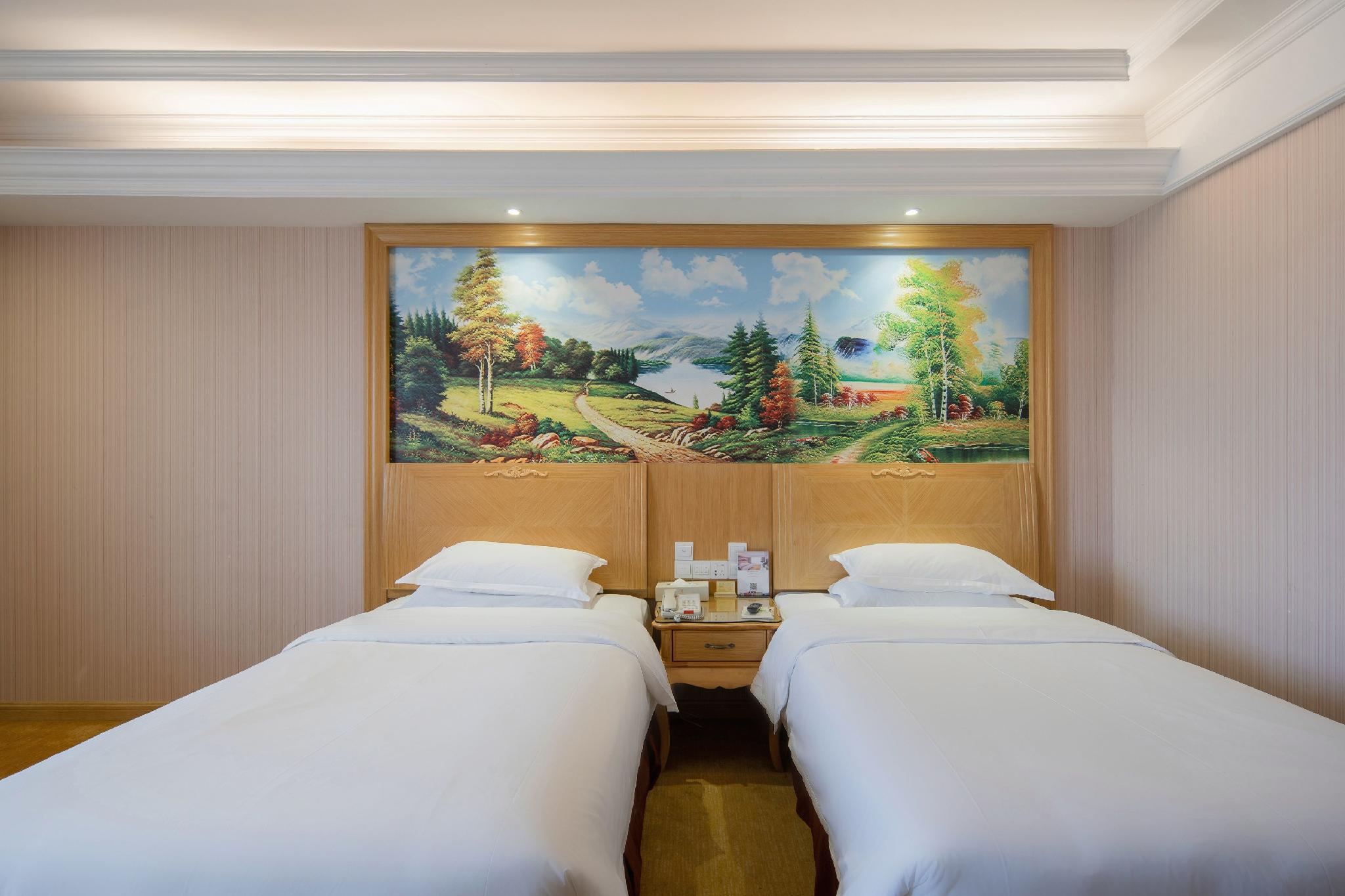 Vienna International Hotel (Shanghai Waigaoqiao Free Trade Zone Yanggao North Road) 17/28