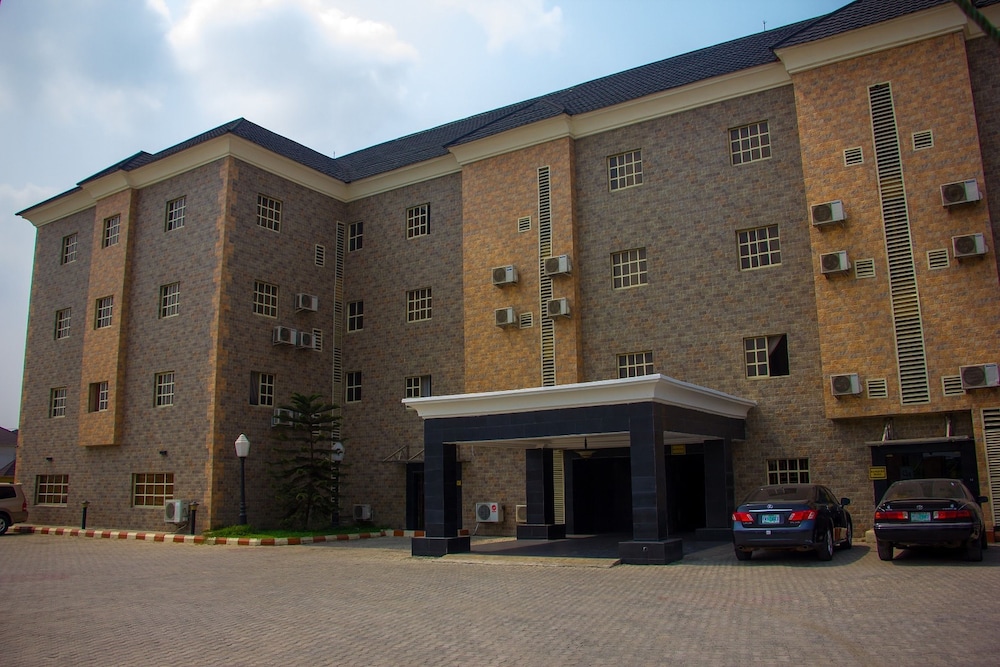 Eastgate Hotel Lekki 54/61