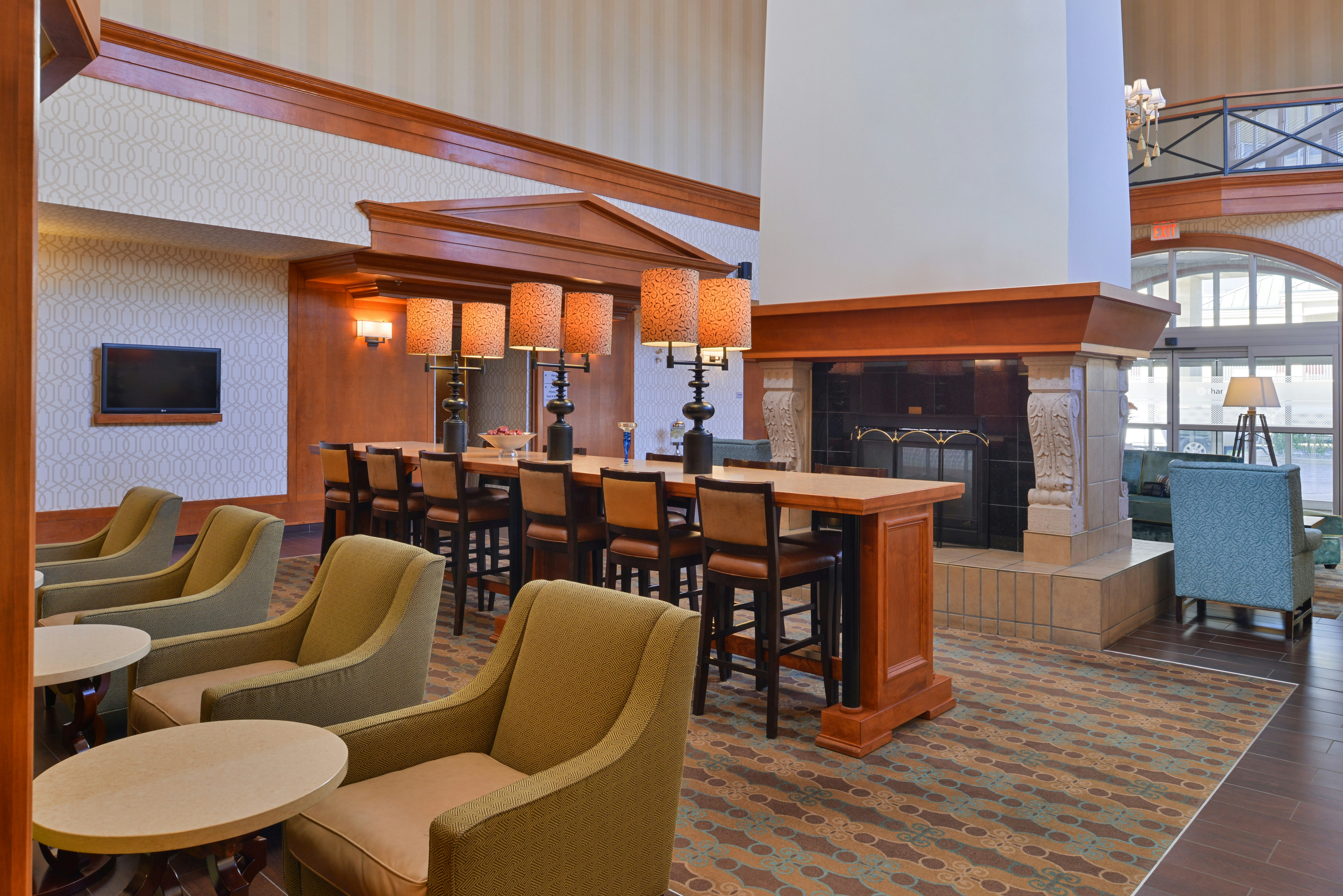 Hampton Inn & Suites By Hilton Calgary- University Northwest 45/61