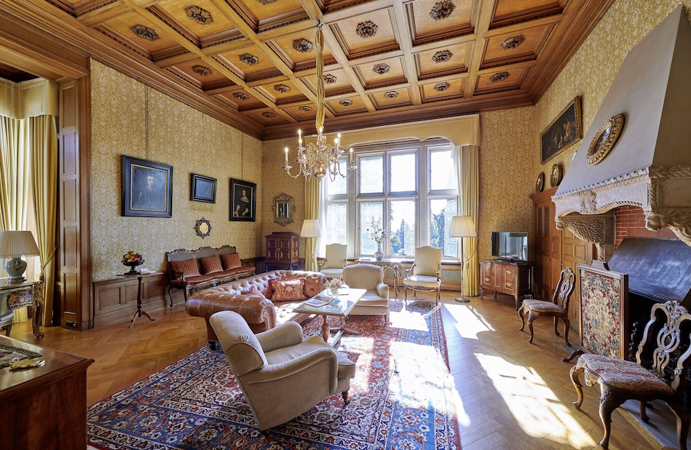 Schlosshotel Kronberg Hotel Frankfurt 28/50