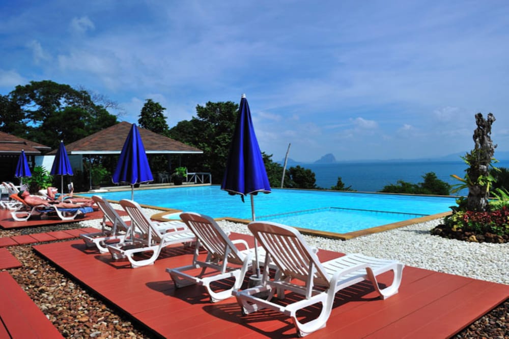 Koh Ngai Cliff Beach Resort 8/61