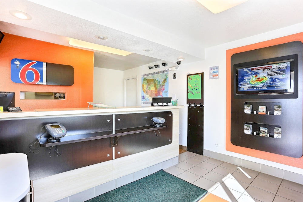 Econo Lodge Idaho Falls, ID 17/48