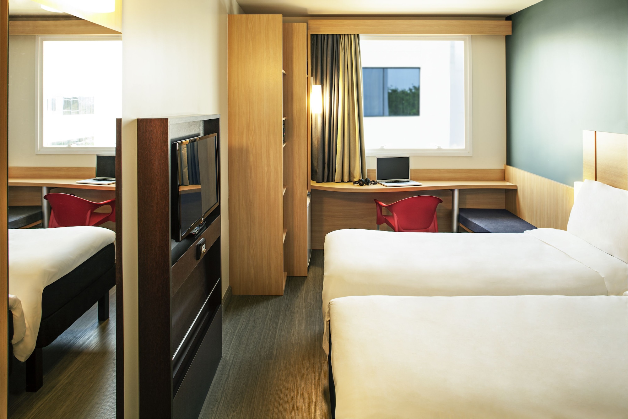 STANDARD, TWIN BEDS