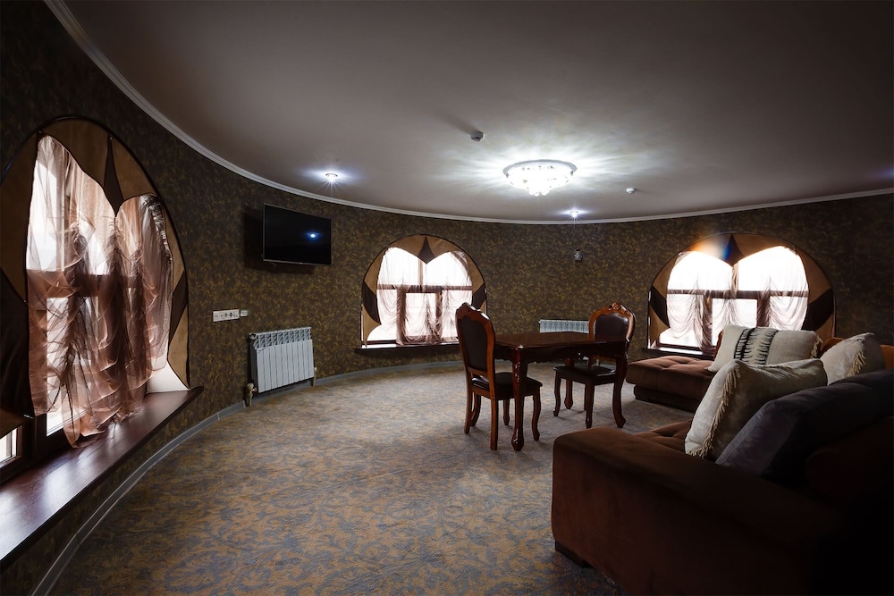 Salut Hotel Almaty 24/30