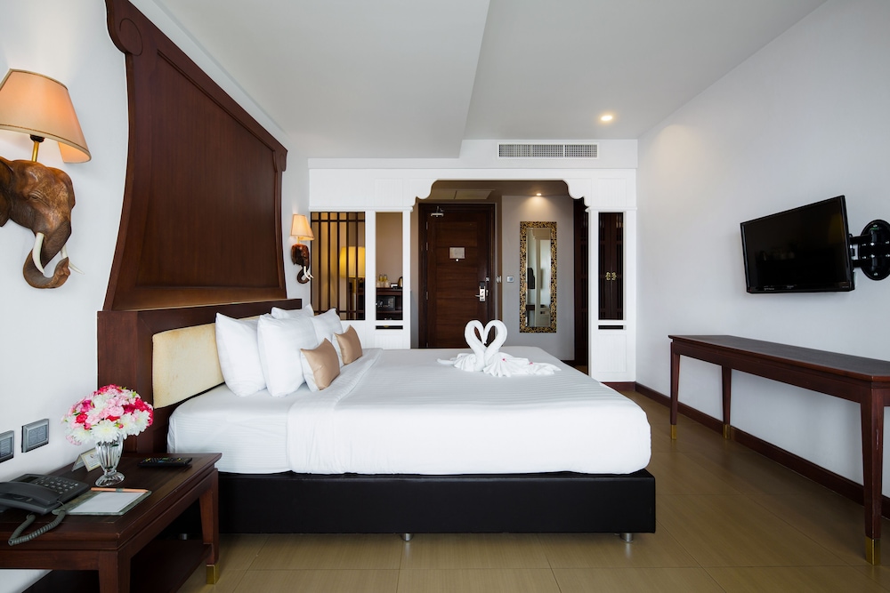 Aiyara Grand Hotel 28/77