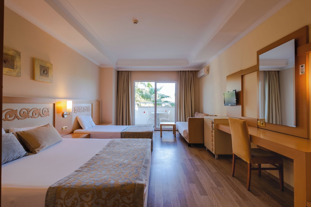 Solivia Hotel 15/50