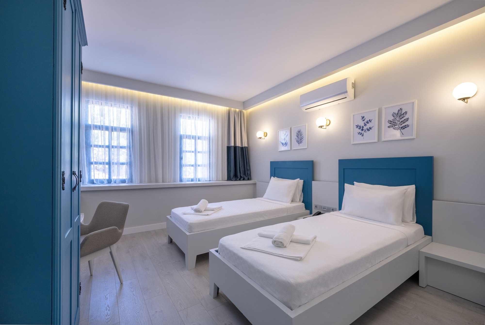 ECONOMY, TWIN BEDS, NO BALCONY