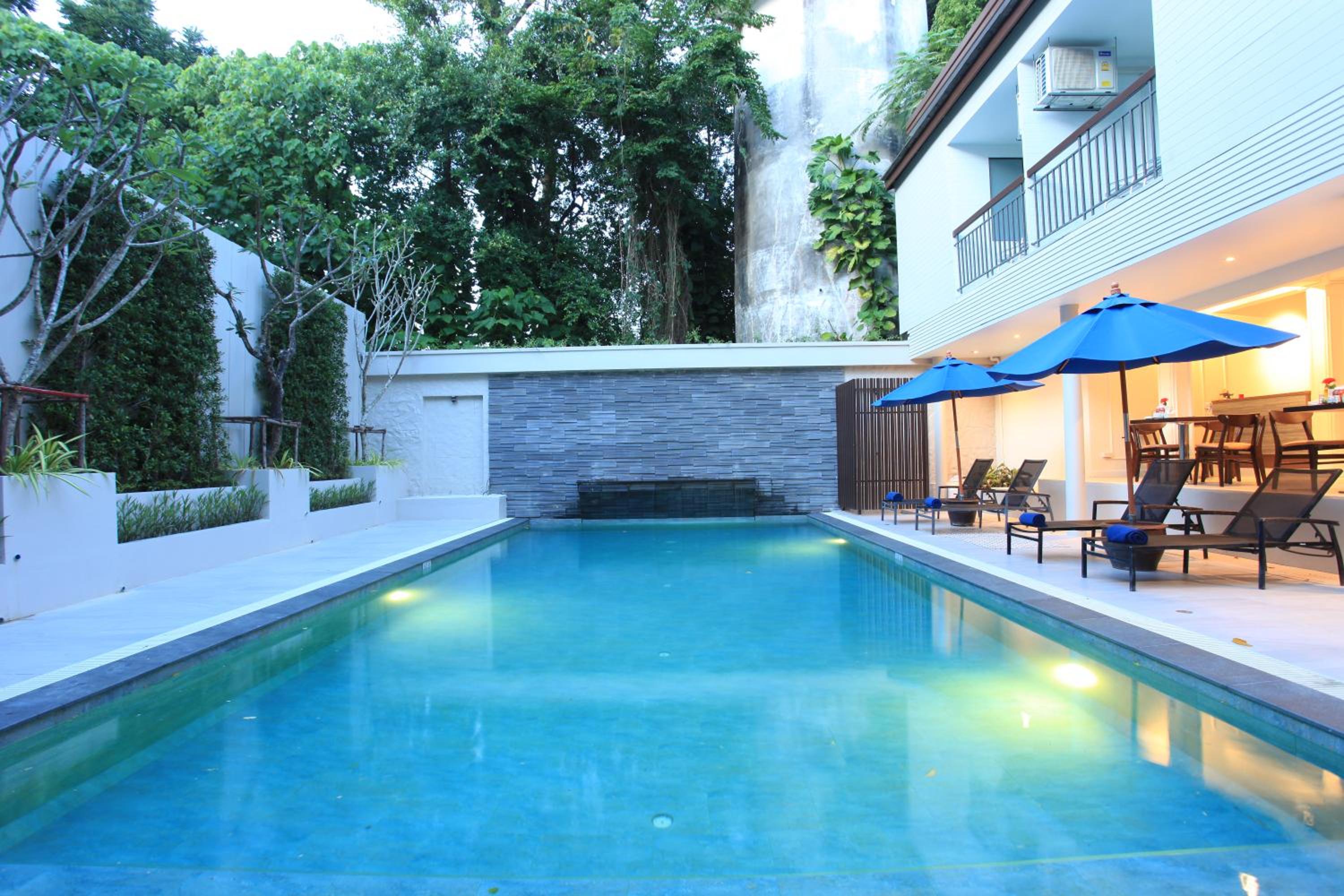 THE BEST HOUSE PHUKET 49/51