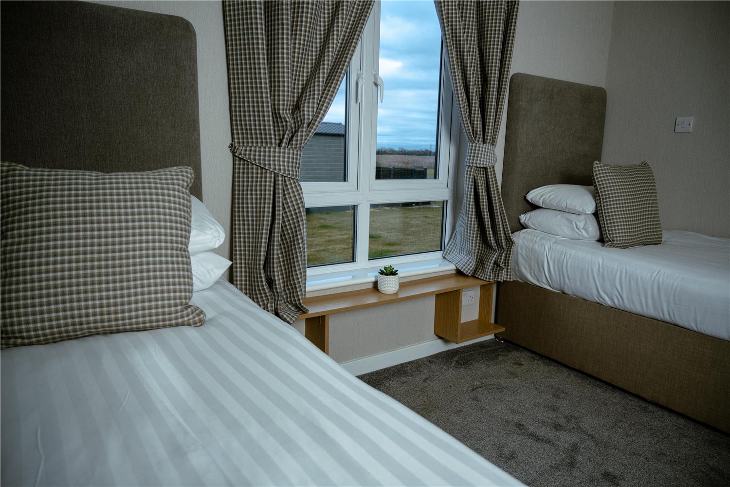 Sure Studio by Best Western Brackenborough Lakes & Resort 14/35