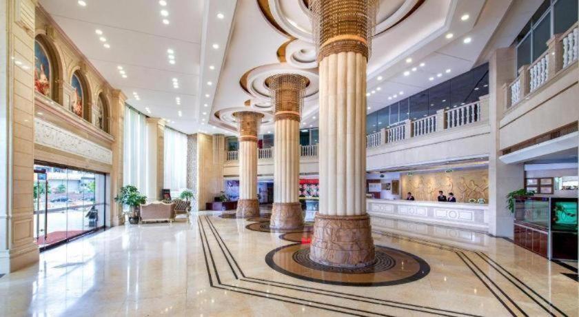 Vienna International Hotel (Nanning East Railway Station) 9/50