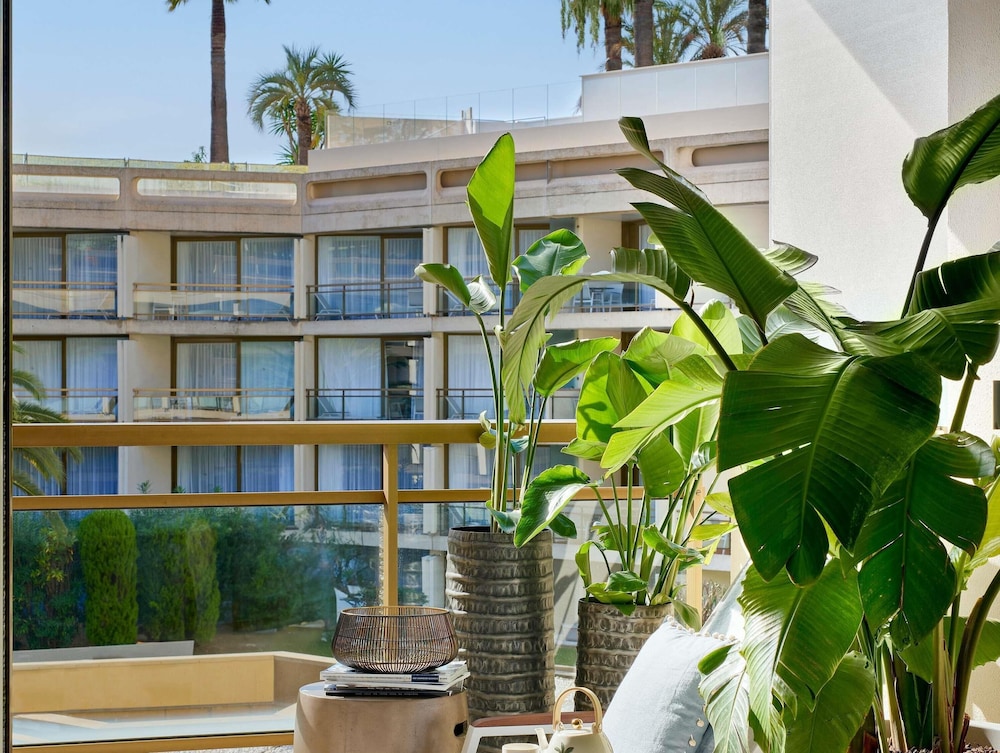 Fairmont Monte Carlo 6/69