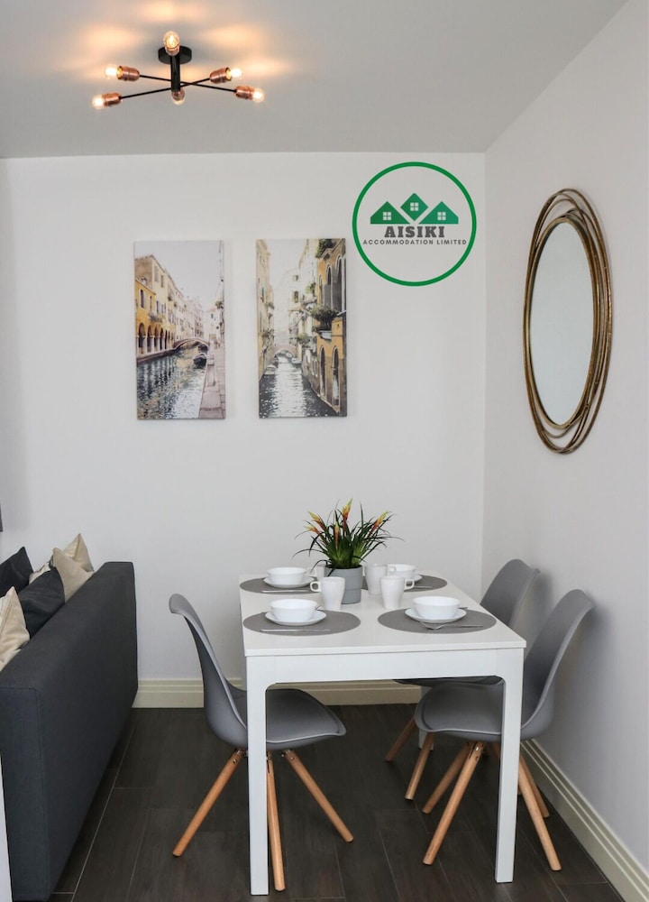 Upton Road Apartments 31/50