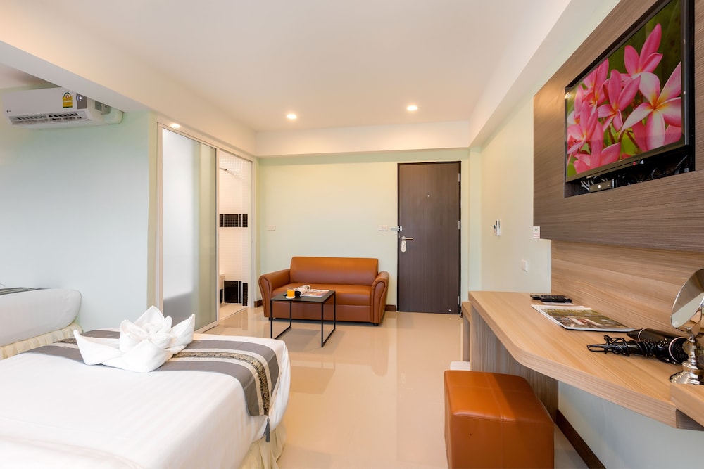 RoomQuest Suvarnabhumi Airport Rom Klao 4/55