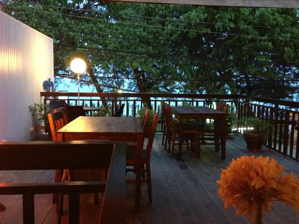 Cha Inn At Cha Am 41/50