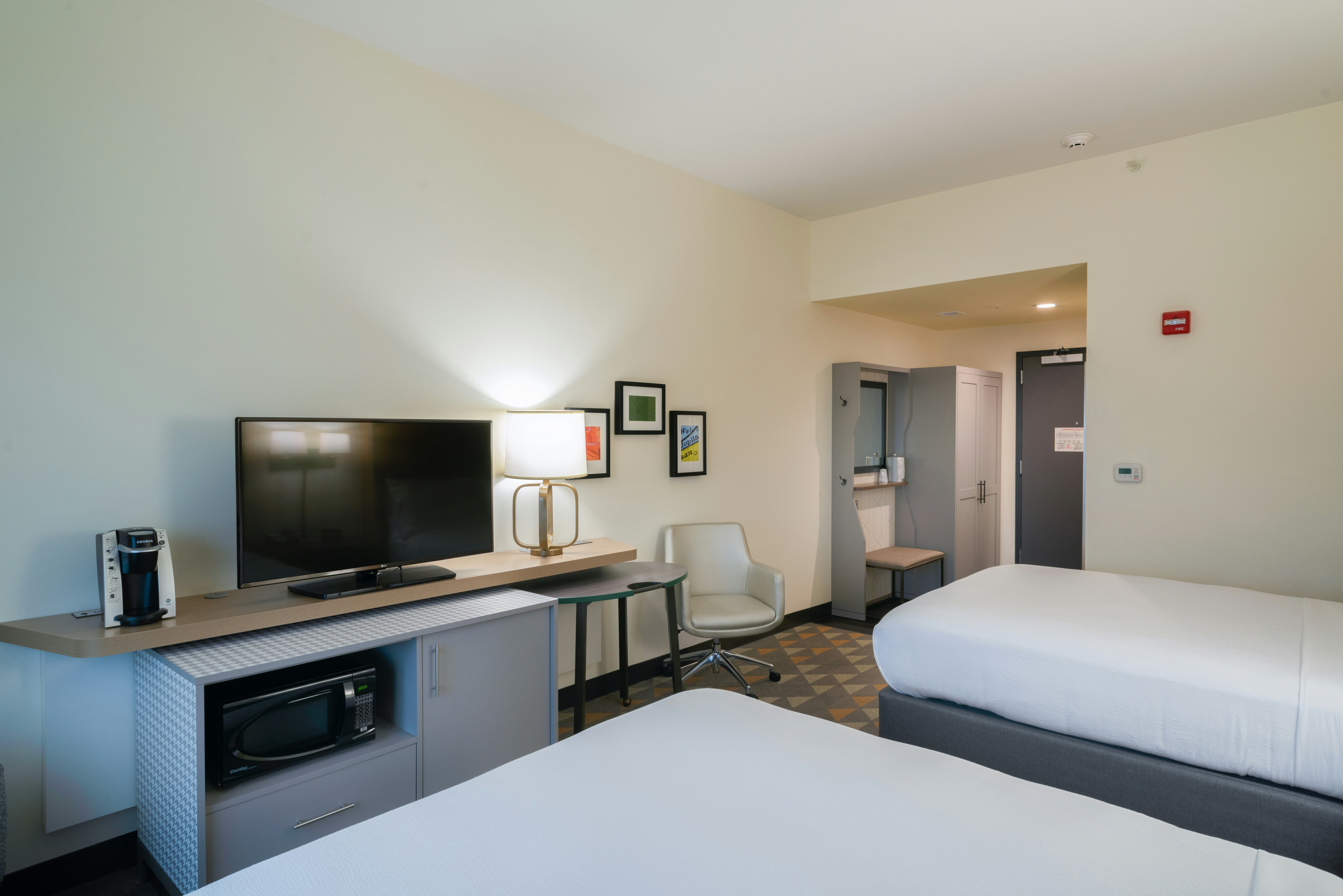HOLIDAY INN JOPLIN 15/71