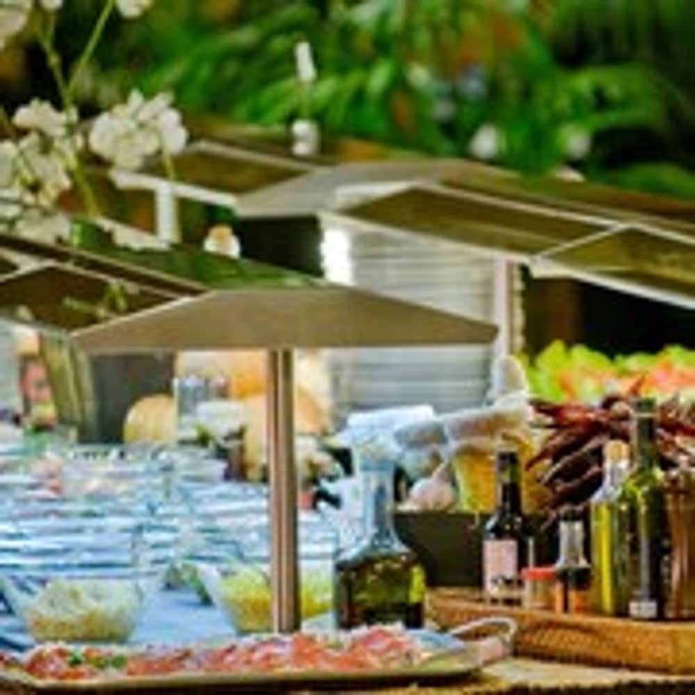 El Montanya Resort & Spa 72/81
