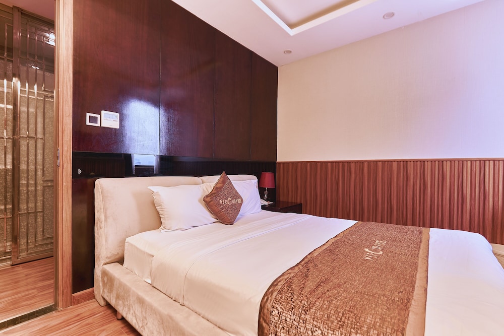 MERCURY BOUTIQUE HOTEL 31/76