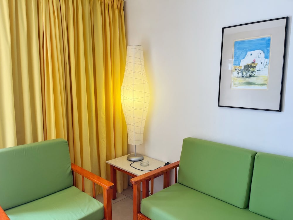 Curasol Apartments 23/50