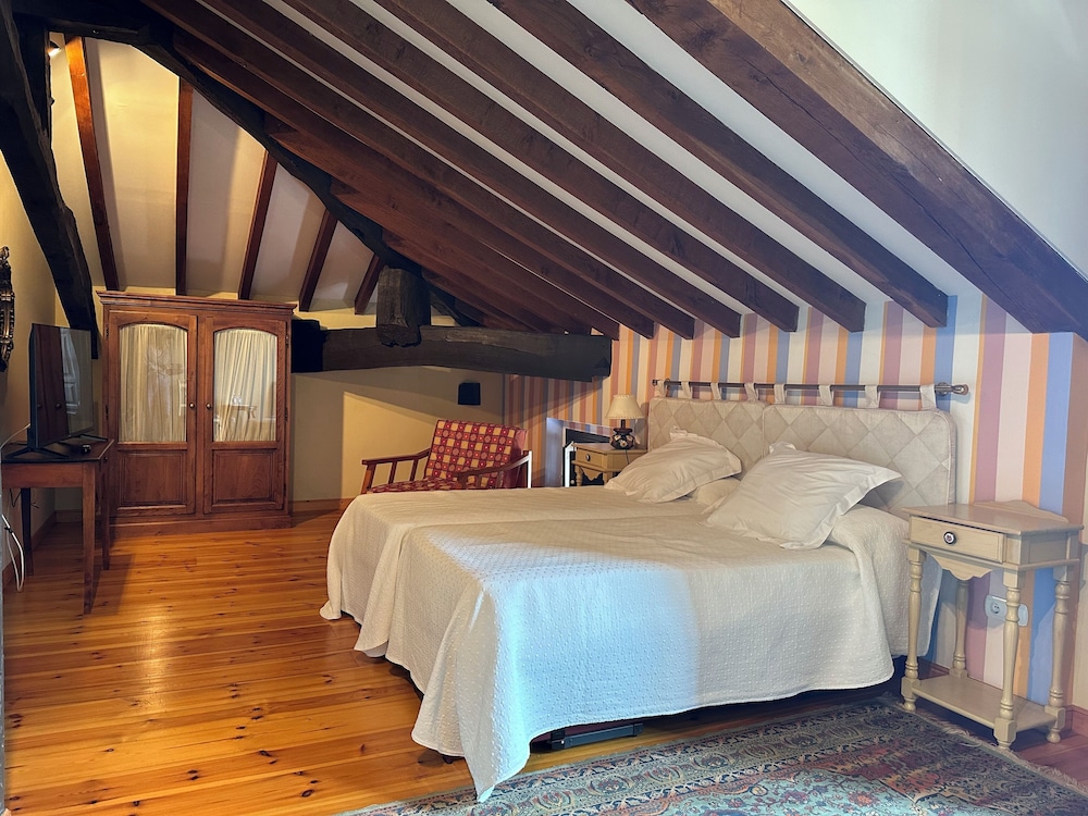 HOTEL PALACIO LA CASONA DE CERRAZO 12/37