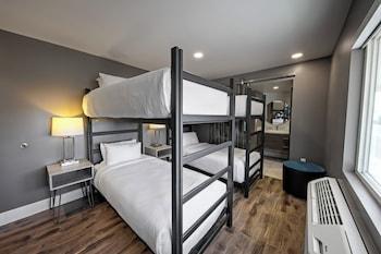Room, Bunk Bed, Pool Side