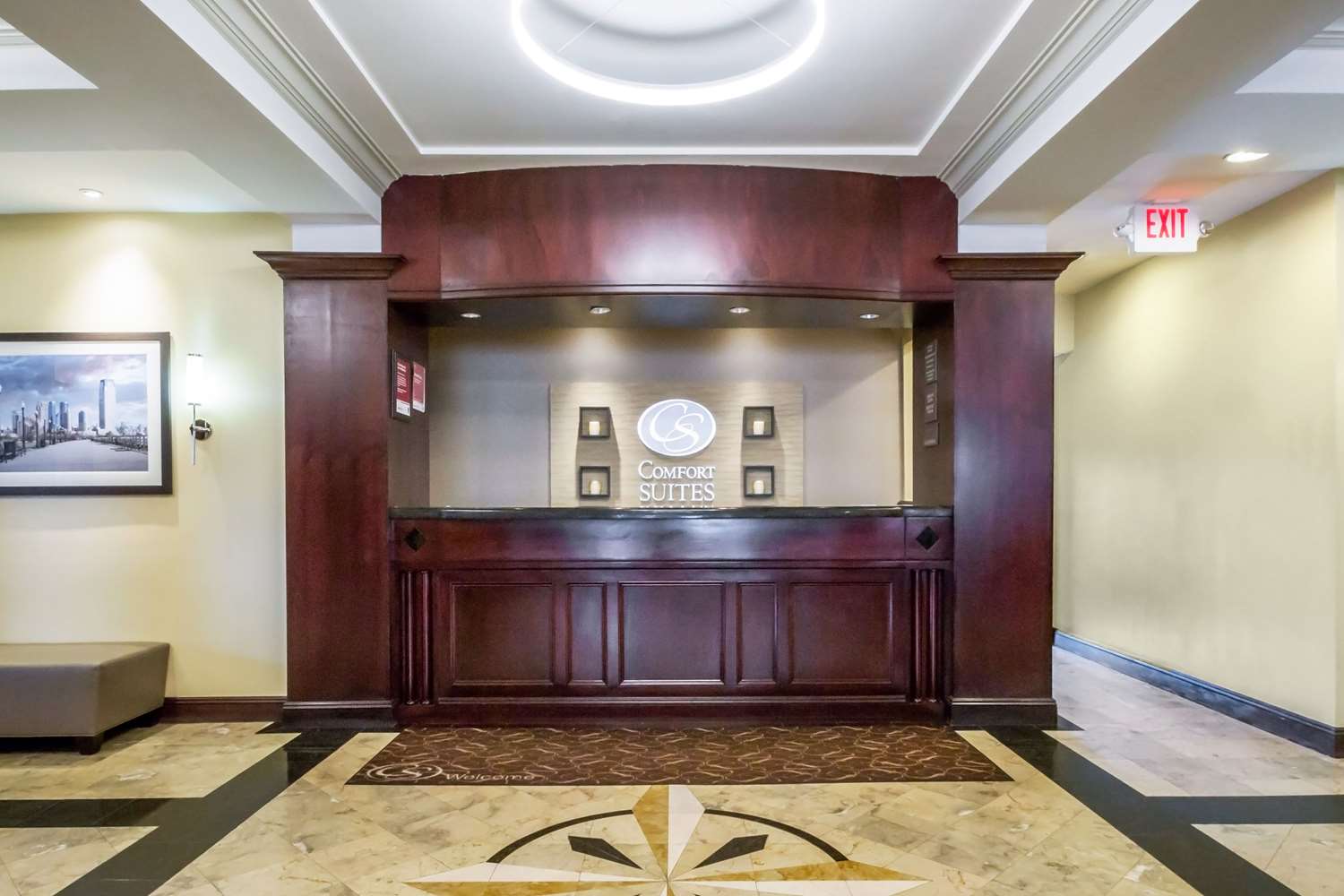 Comfort Suites At Woodbridge 3/41