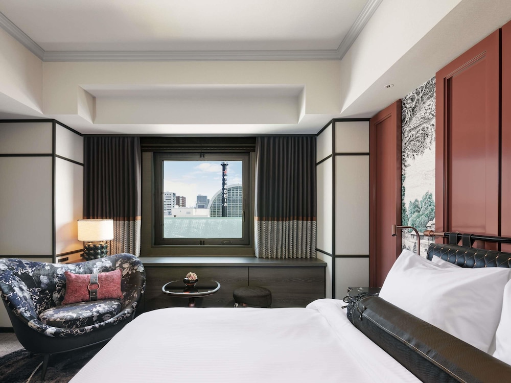 HERITAGE, SUPERIOR, KING BED, WITH VIEW
