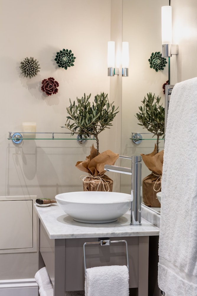 The Charm - Brighton Boutique Hotel 8/50