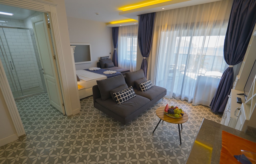 Marmaris Natalie S Beach Hotel 46/60