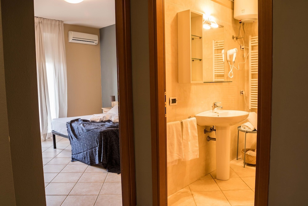 Le Residenze Di Santa Costanza 20/58