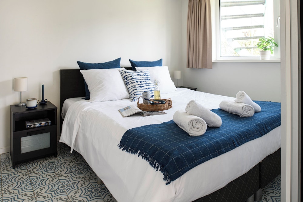 3 Bedrooms, Comfort, House, Lake Side