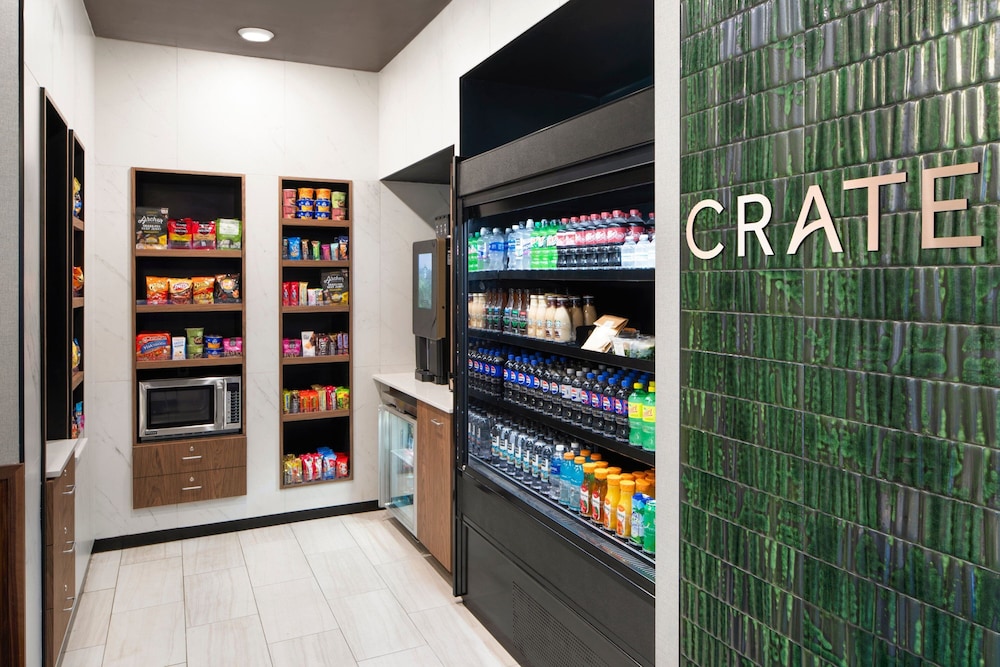 Courtyard by Marriott Seattle SeaTac Airport 28/49
