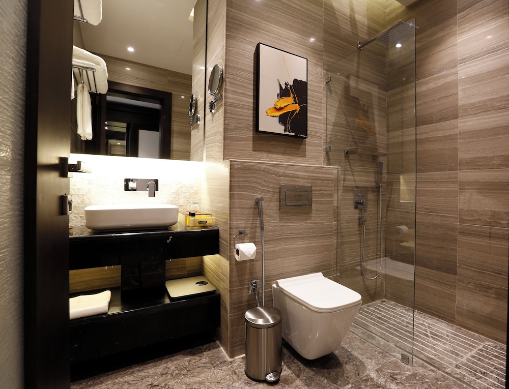 فندق فريزيا(Freesia Hotel) 35/37