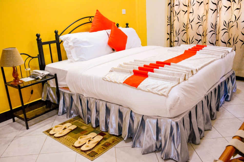 Crest Safari Lodge 23/63