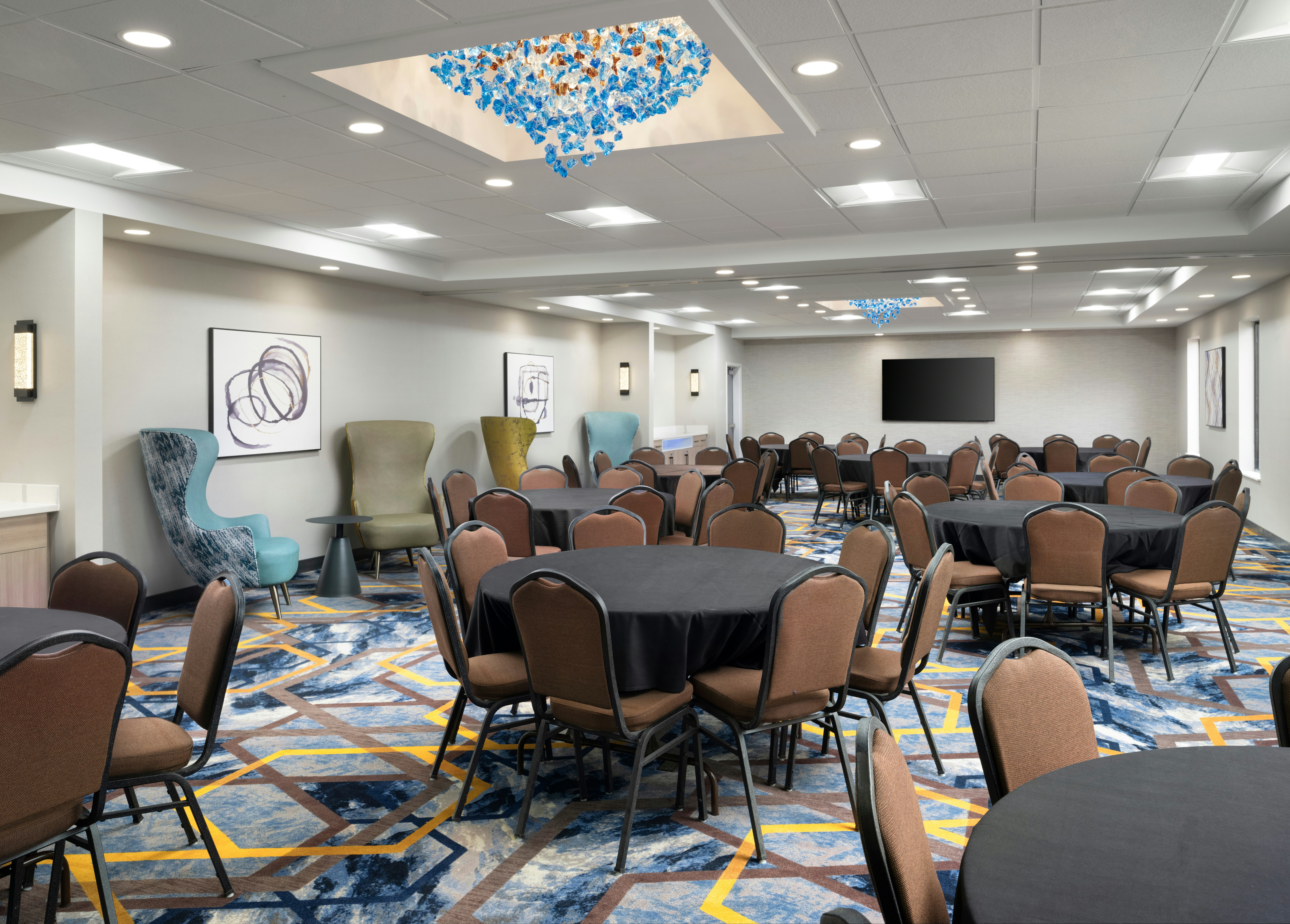 Hampton Inn And Suites Dallas Dfw Airport W Sh 183 Hurst 39/45