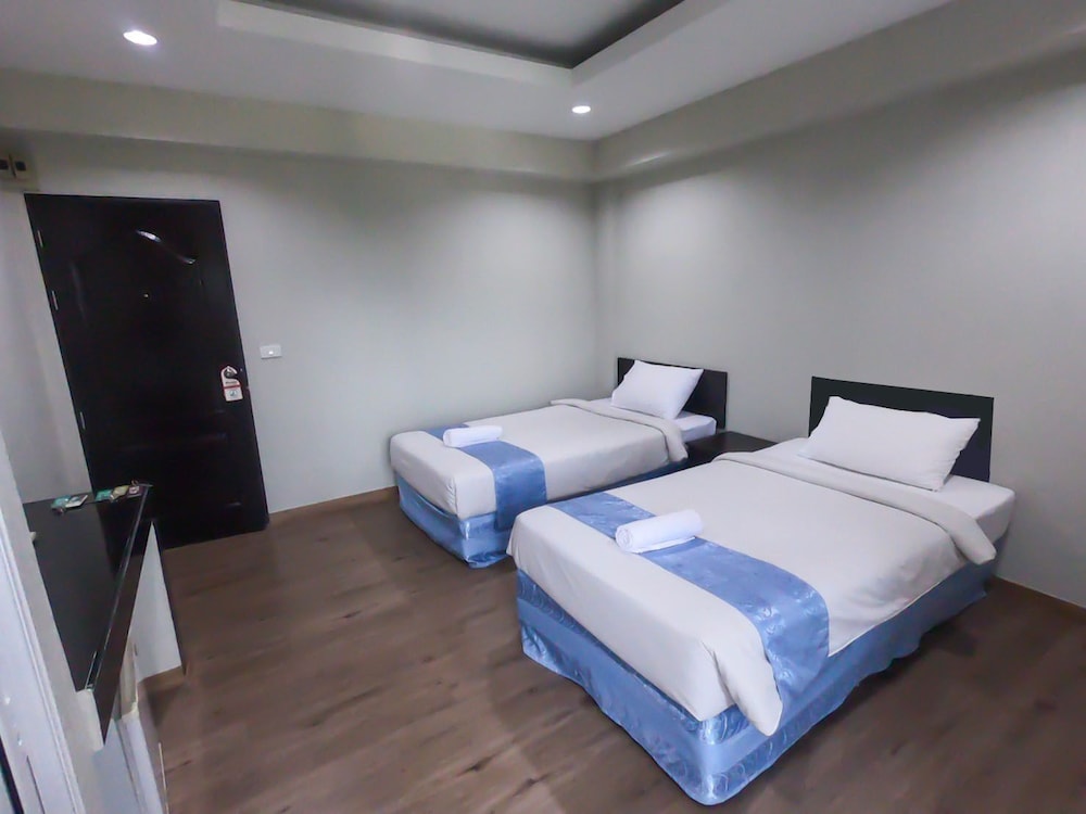 Inspire House Hotel 17/65