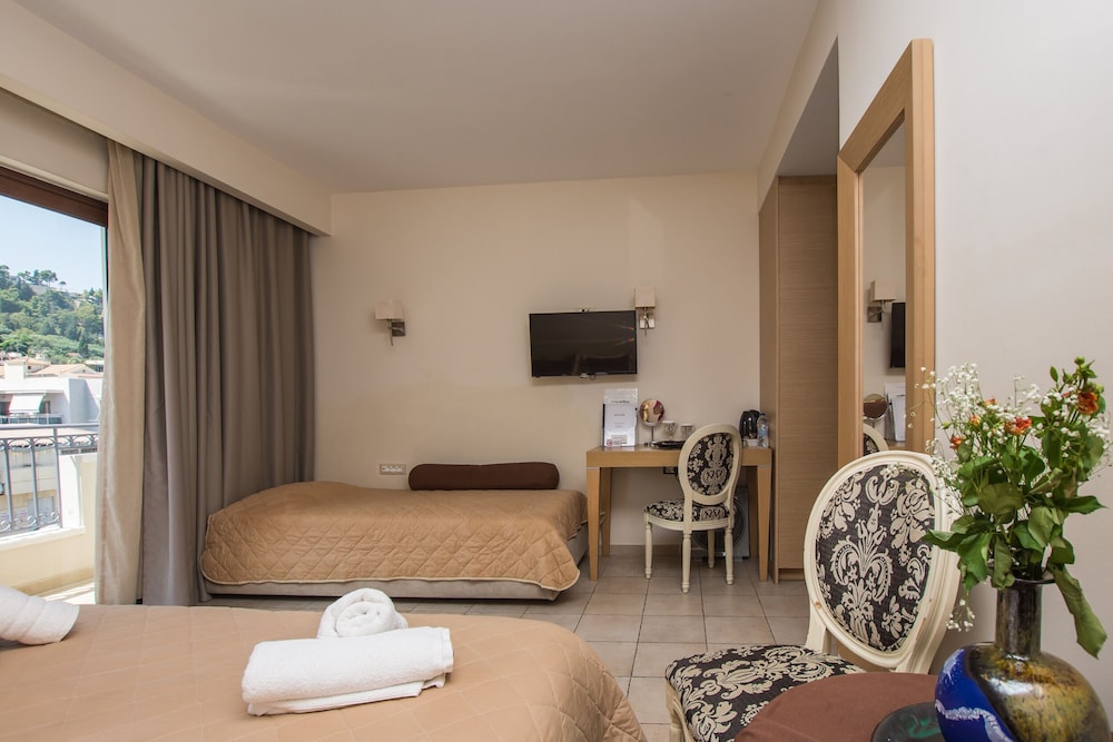 Dali Luxury Rooms 26/50