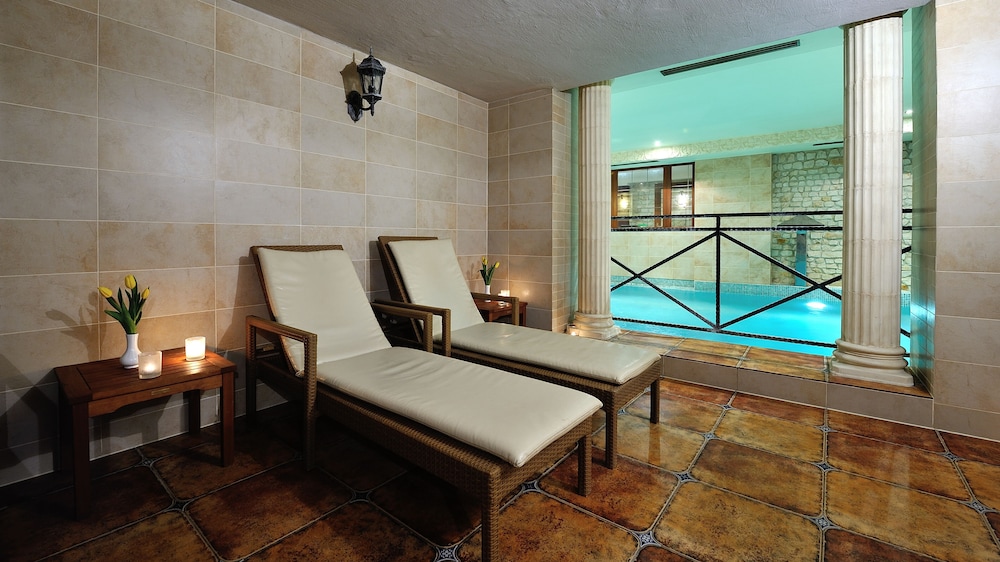 Hotel Diament Arsenal Palace Chorzow 18/50